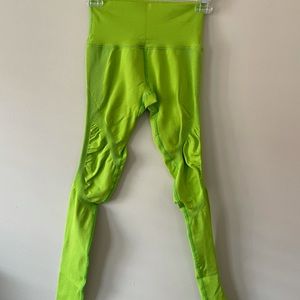 alphalete aero legging - volt